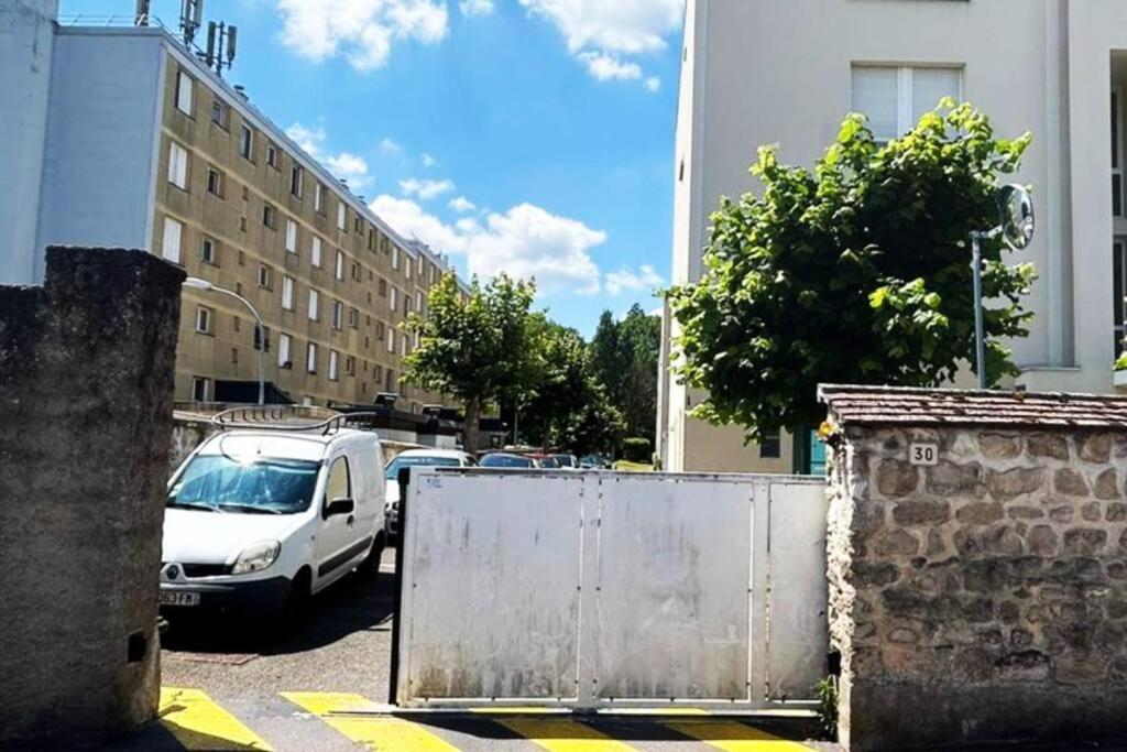 Appartement Cosy Centre Brie Comte Robert Exterior foto